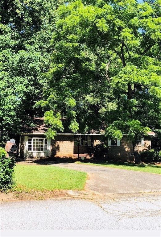2841 Leisure Springs Circle, Decatur, GA 30034 — most recent listing photo