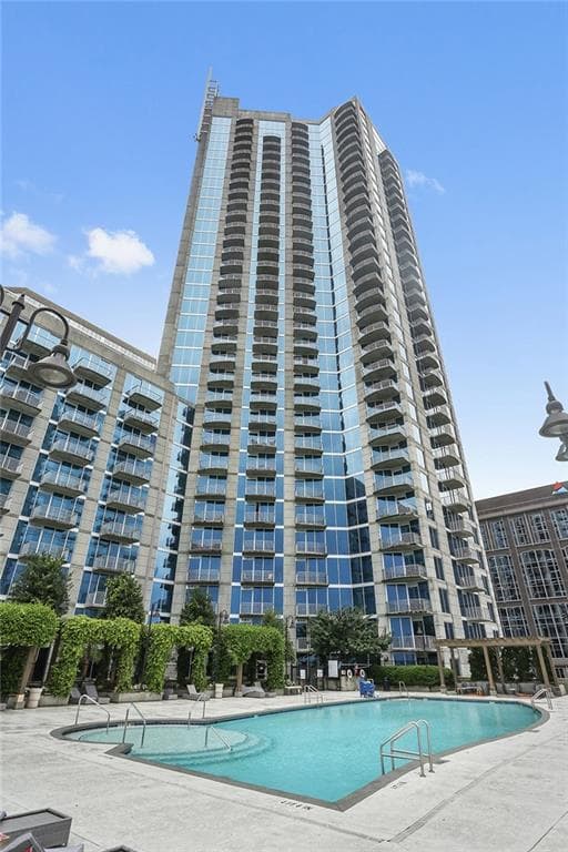 400 W Peachtree Street 1106, Atlanta, GA 30308 — most recent listing photo