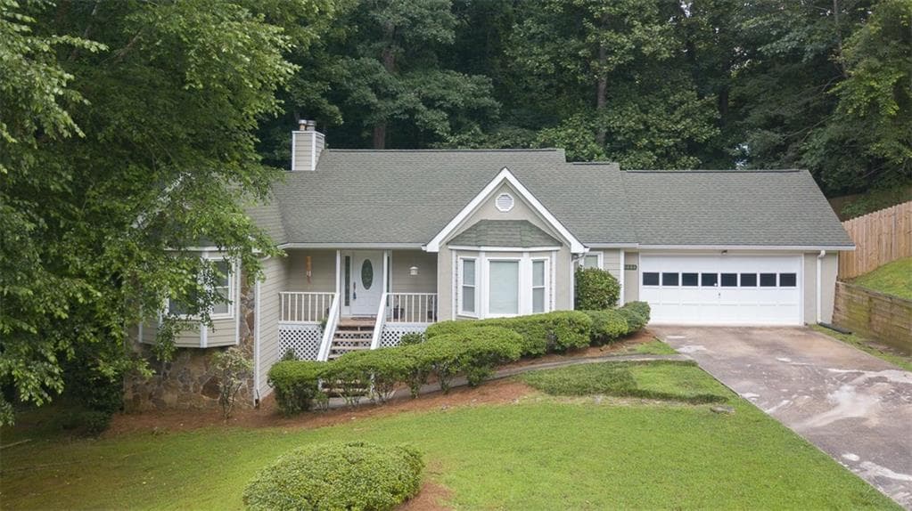 3 bedroom single family residence sold at 4800 Wade Valley Way, Cumming, GA 30040