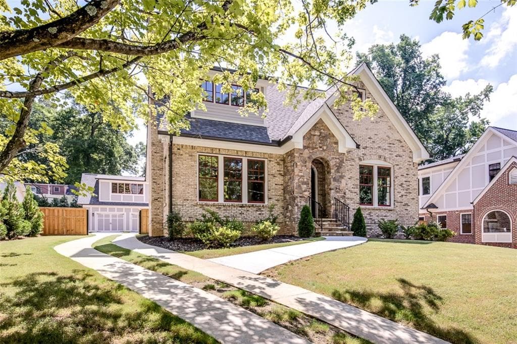 5 bedroom, 3,834 sq ft single family residence sold at 467 Burlington Road, Atlanta, GA 30307