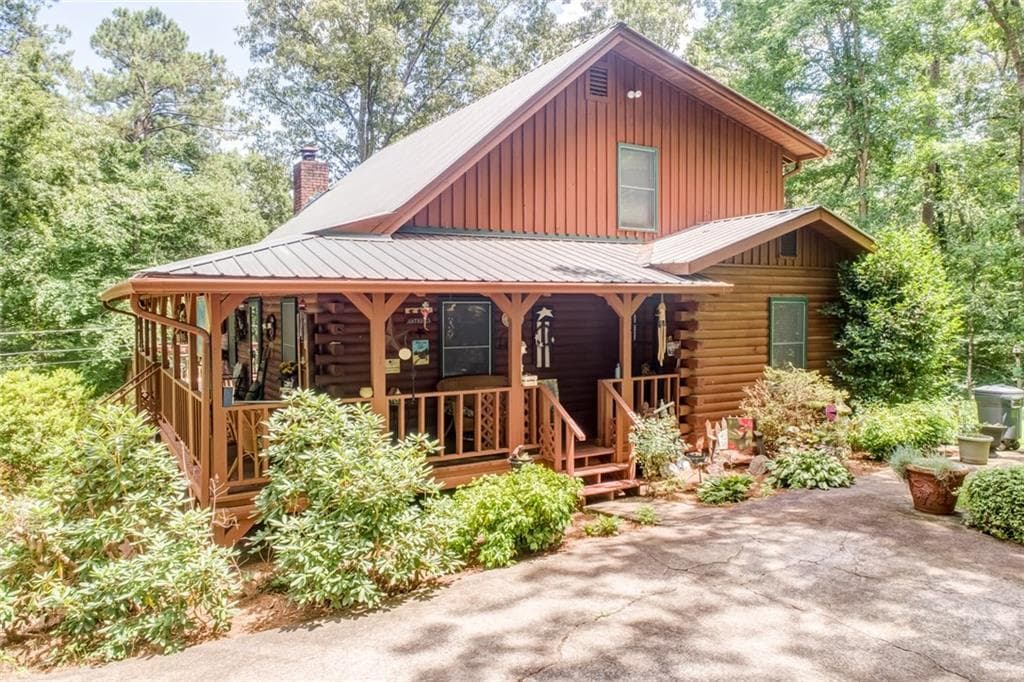 3 bedroom, 2,424 sq ft single family residence sold at 405 Valley Ridge Drive, Canton, GA 30115
