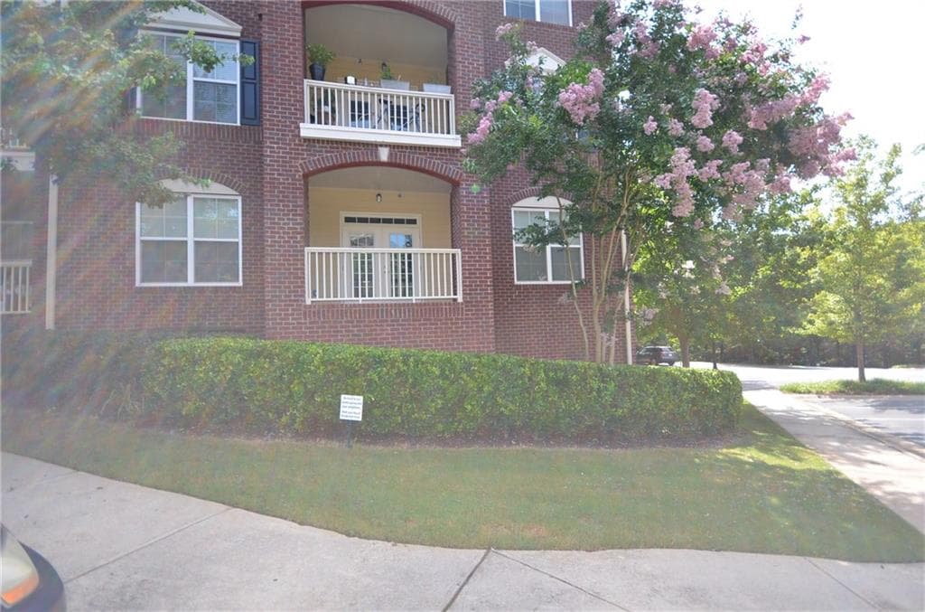 2 bedroom, 1,332 sq ft condominium sold at 3150 Woodwalk Drive 3102, Atlanta, GA 30339