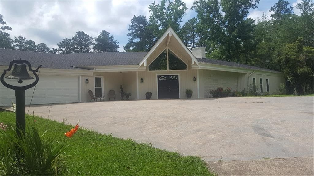 4832 Newton Drive, Gainesville, GA 30506 — most recent listing photo