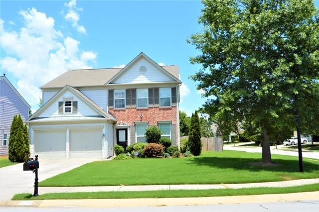 8825 Radford Lane, Suwanee, GA 30024 — most recent listing photo
