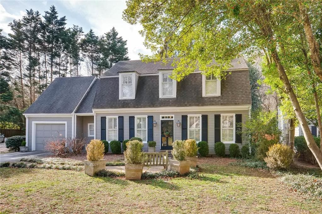 3 bedroom, 2,340 sq ft single family residence sold at 3850 Lake Forrest Drive, Atlanta, GA 30342