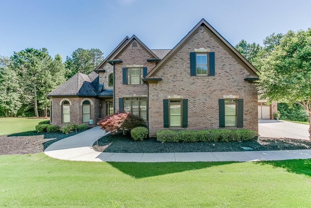 4642 Quailwood Drive, Flowery Branch, GA 30542 — most recent listing photo