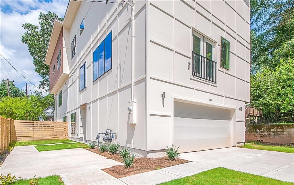 3 bedroom, 2,400 sq ft townhouse sold at 165B Mayson Avenue B, Atlanta, GA 30307