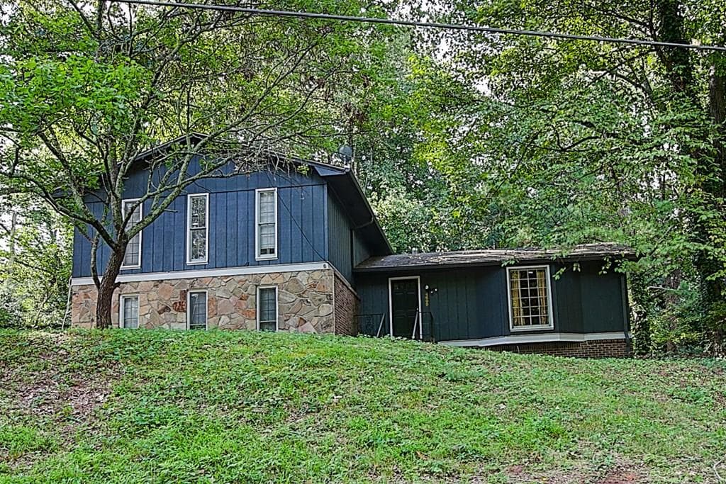 4609 RANDALWOOD Drive, Stone Mountain, GA 30083 — most recent listing photo
