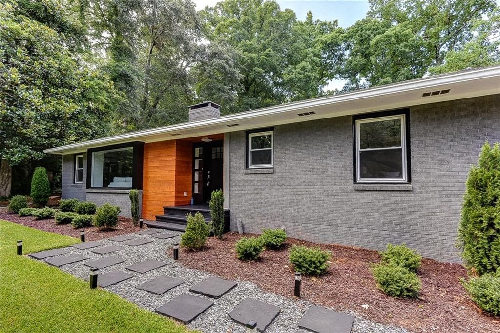 3 bedroom, 2,051 sq ft single family residence sold at 1460 Lavista Road, Atlanta, GA 30324
