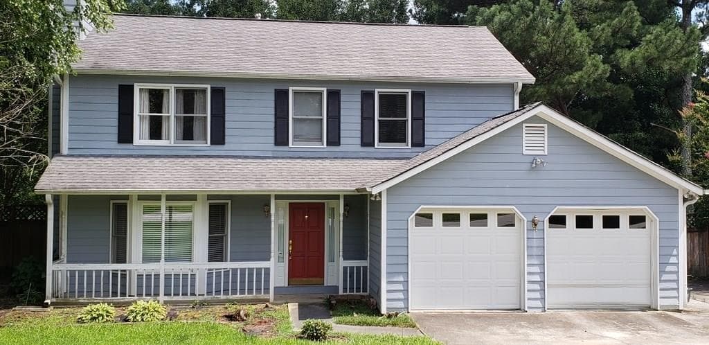 3 bedroom, 1,765 sq ft single family residence sold at 3215 Pond Ridge Trail, Snellville, GA 30078