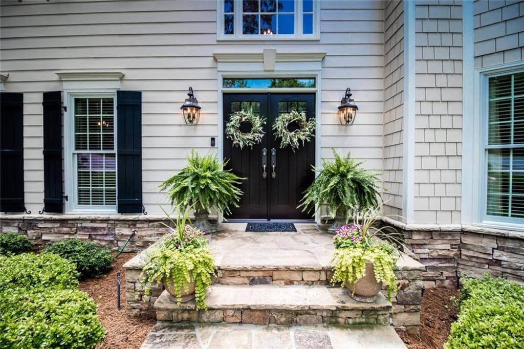 4 bedroom, 3,491 sq ft single family residence sold at 1991 Seven Seas Court, Alpharetta, GA 30005