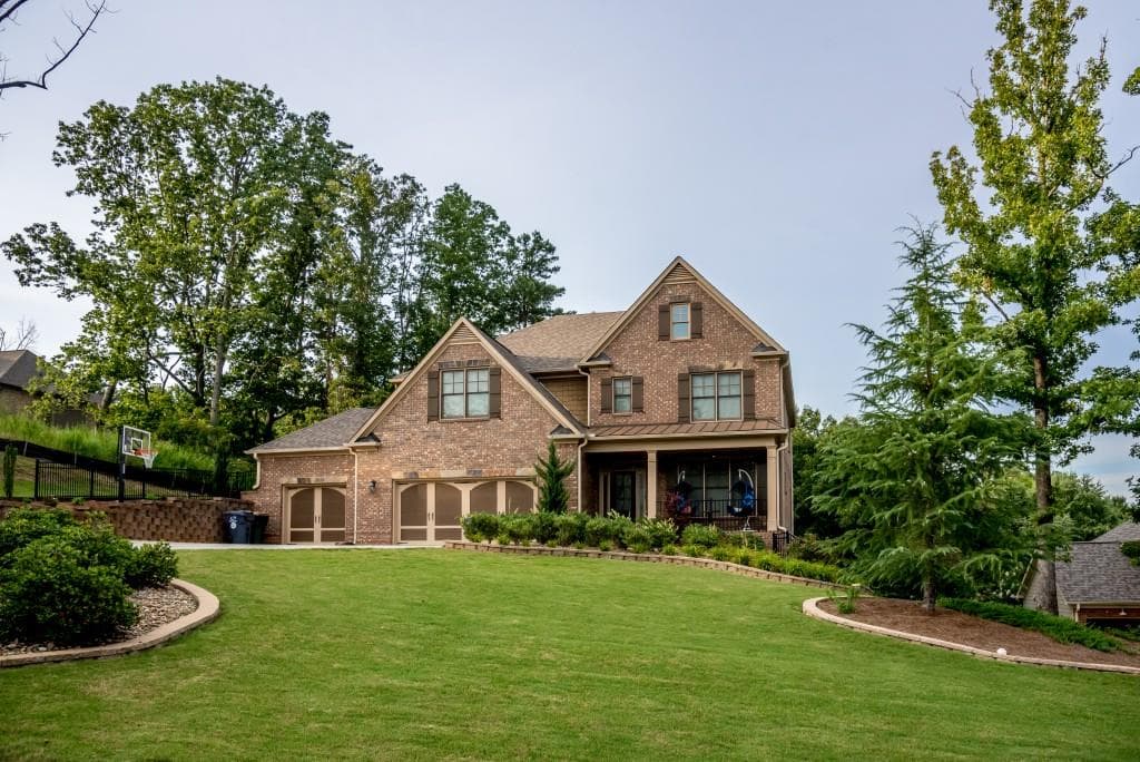 5 bedroom, 3,885 sq ft single family residence sold at 2020 Warm Breeze Lane, Cumming, GA 30040