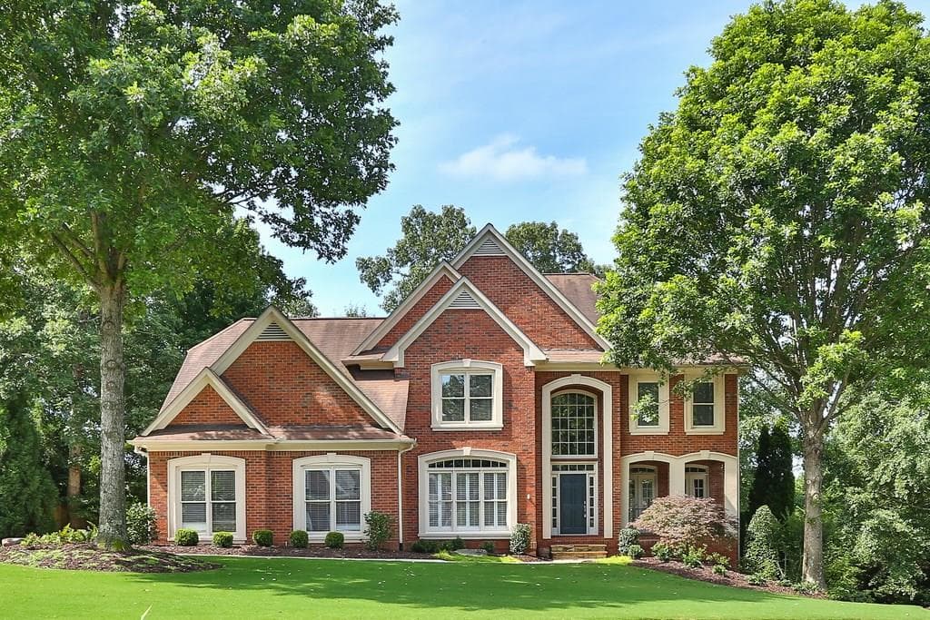 1900 Hill Chase, Alpharetta, GA 30022 — most recent listing photo