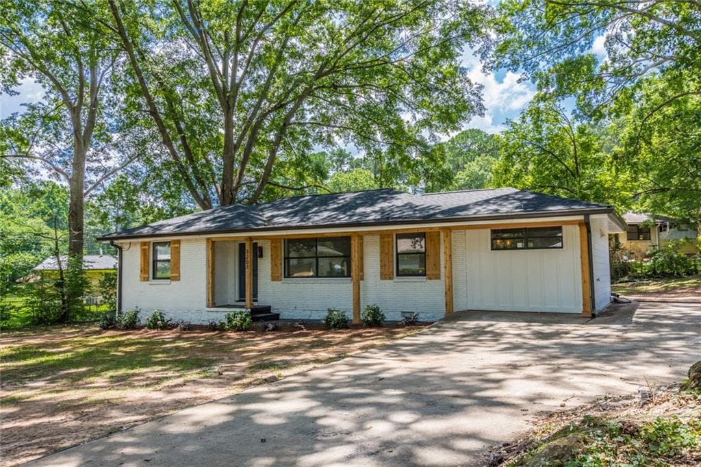 3207 Bobolink Drive, Decatur, GA 30032 — most recent listing photo
