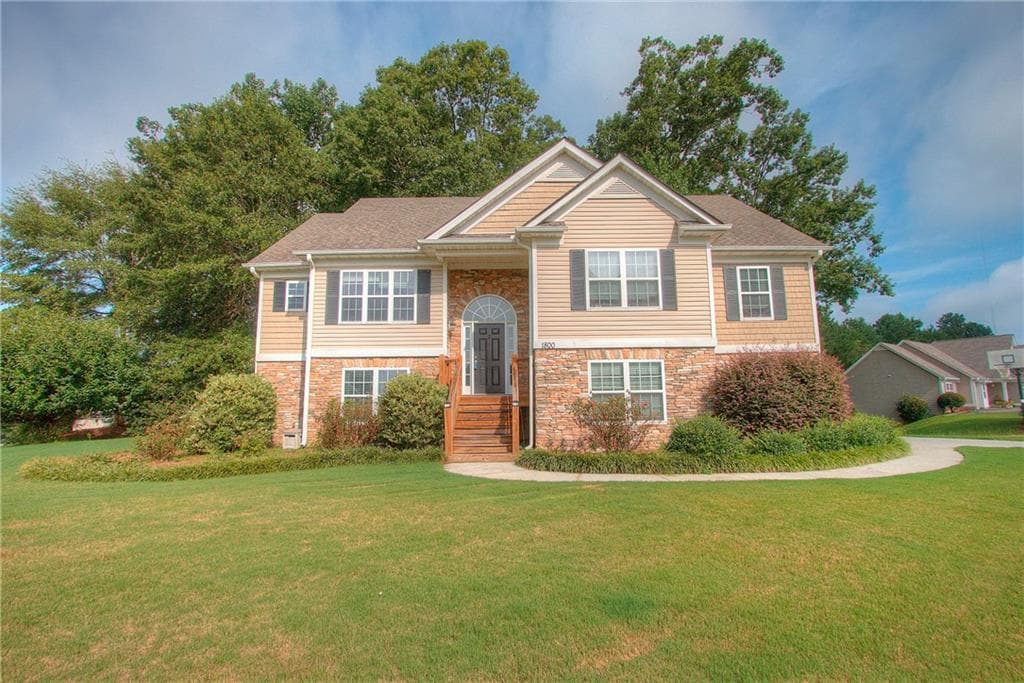 1800 Oak Branch Way, Loganville, GA 30052 — most recent listing photo