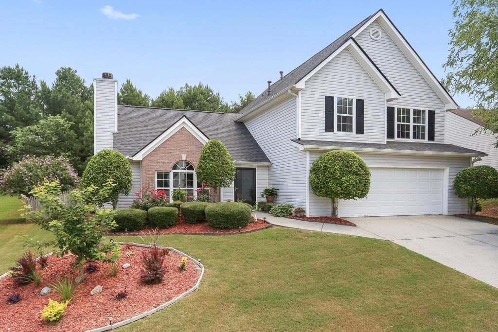 4 bedroom single family residence sold at 955 Grace Drive, Lawrenceville, GA 30043