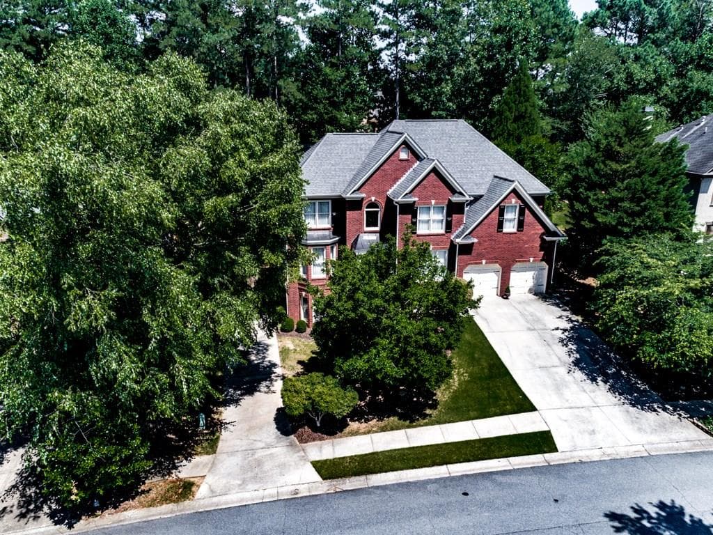 811 Hillcrest Lane, Woodstock, GA 30189 — most recent listing photo