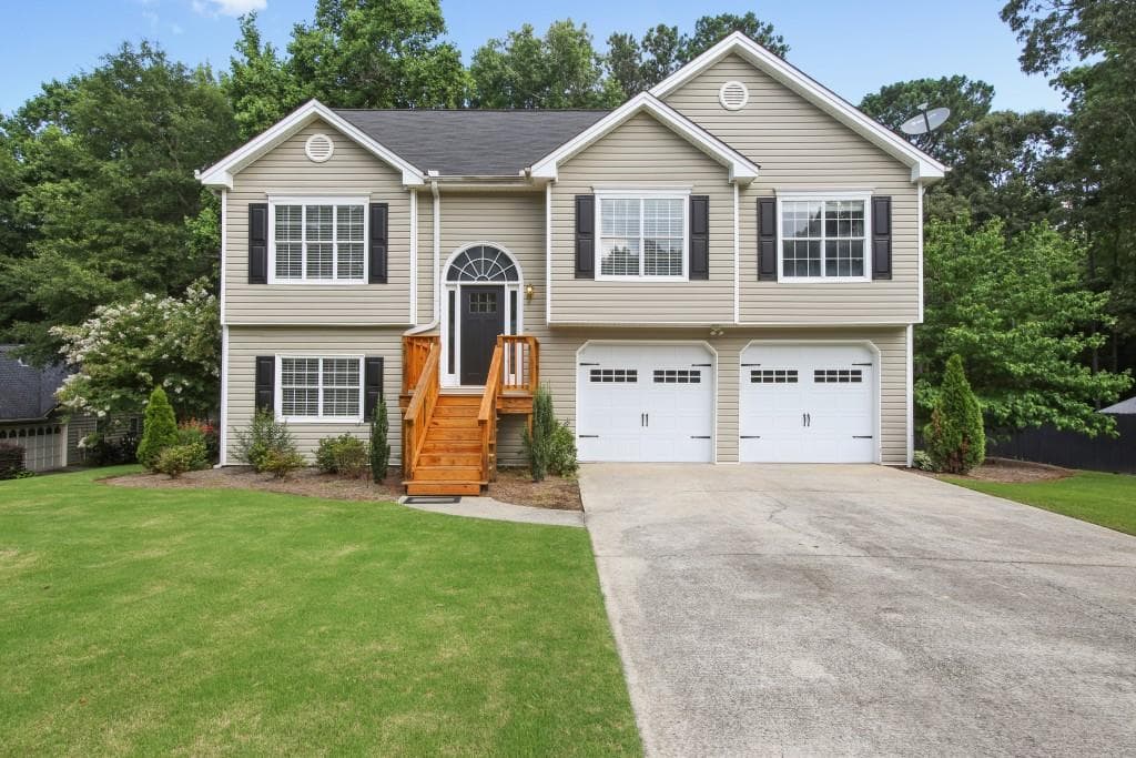 4 bedroom, 3,414 sq ft single family residence sold at 2917 Evonshire Lane, Dacula, GA 30019 — photo 1 of 1