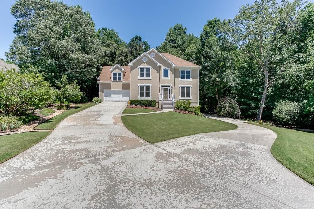 2135 Ivy Bluff, Cumming, GA 30041 — most recent listing photo
