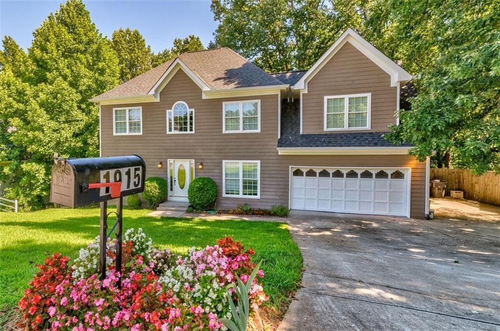 1915 Tyler Trace, Lawrenceville, GA 30043 — most recent listing photo