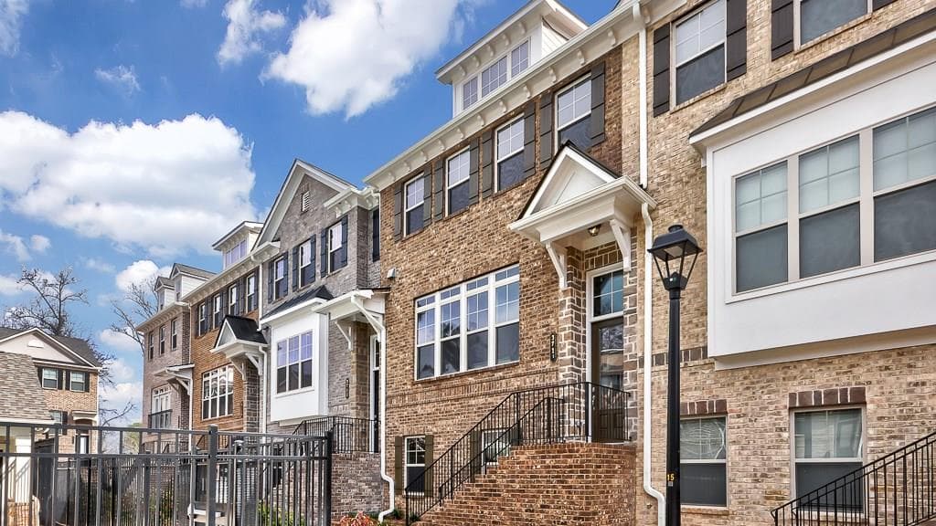 3710 Benton Lane 08, Chamblee, GA 30041 — most recent listing photo