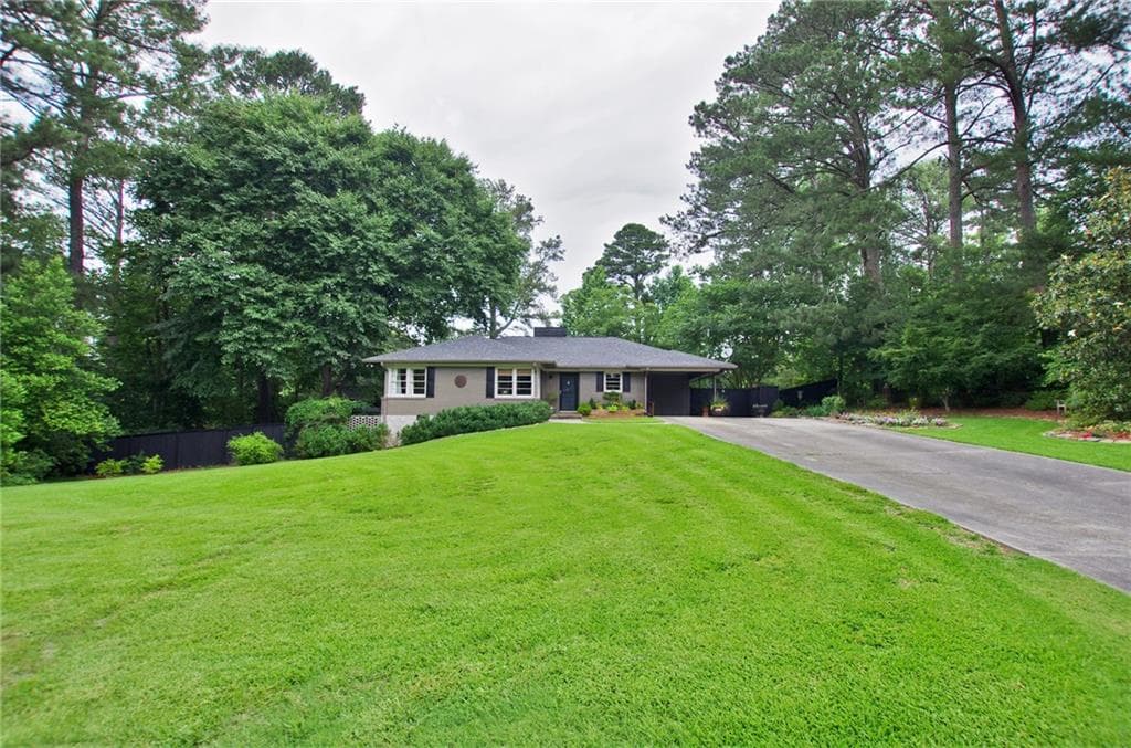 3 bedroom, 1,756 sq ft single family residence sold at 2050 Black Fox Drive, Atlanta, GA 30345