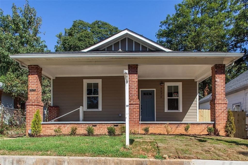 3 bedroom, 1,730 sq ft single family residence sold at 1575 Mims Street, Atlanta, GA 30314