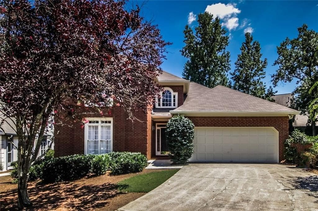 3 bedroom, 4,264 sq ft single family residence sold at 135 Belmont Trace, Sandy Springs, GA 30328