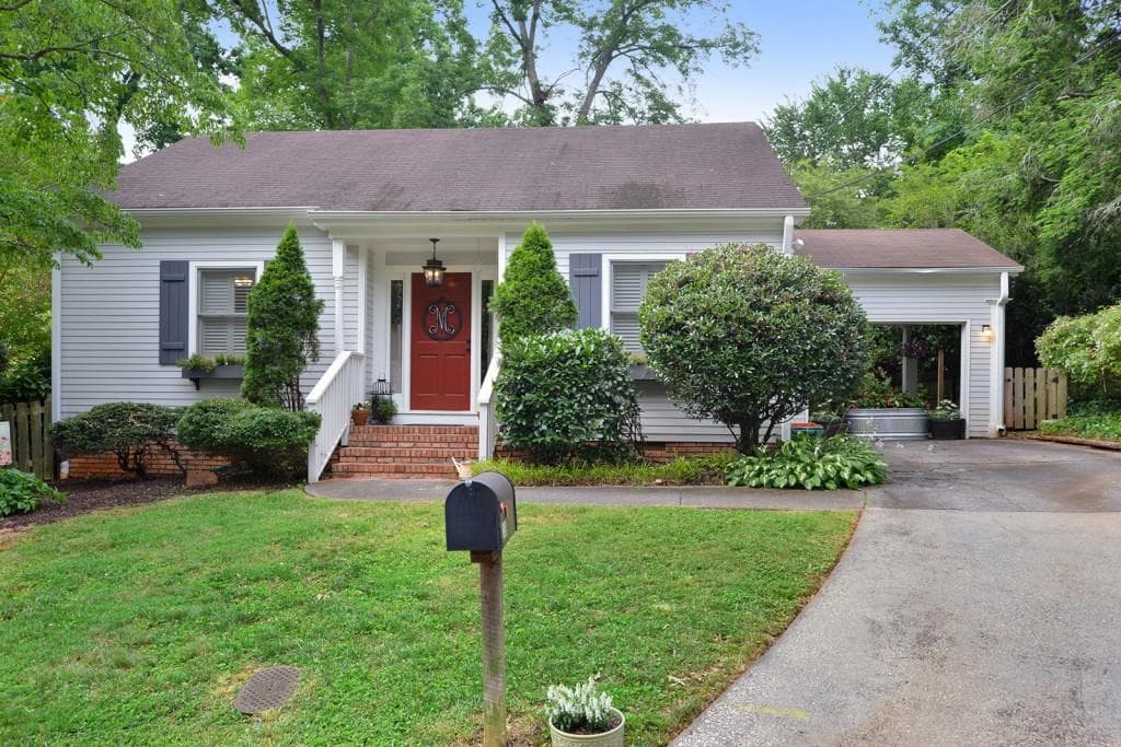 139 Hilldale Drive, Decatur, GA 30030 — most recent listing photo