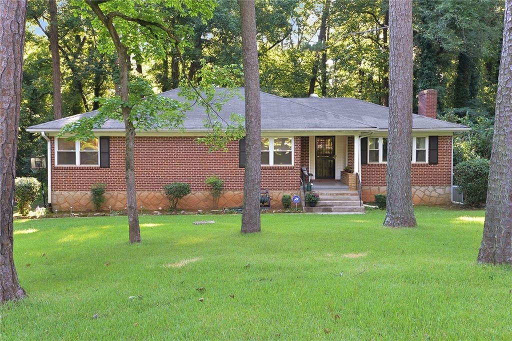 3 bedroom, 1,712 sq ft single family residence sold at 1196 Tuckawanna Drive, Atlanta, GA 30311