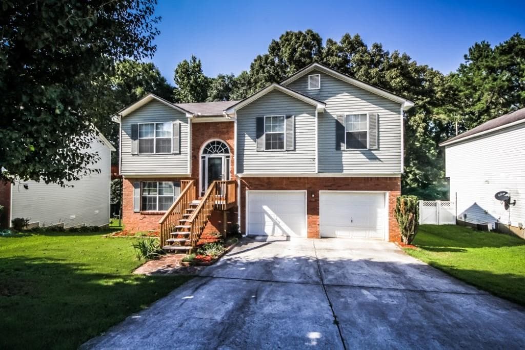 5844 Cedar Croft Lane, Lithonia, GA 30058 — most recent listing photo