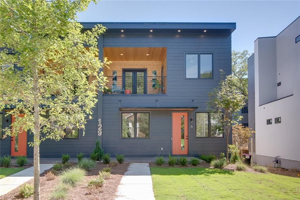 4 bedroom townhouse sold at 129 Holiday Avenue A, Atlanta, GA 30307