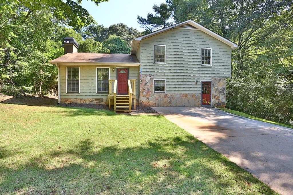 3 bedroom, 1,432 sq ft single family residence sold at 3221 Bromley Rowe, Duluth, GA 30096