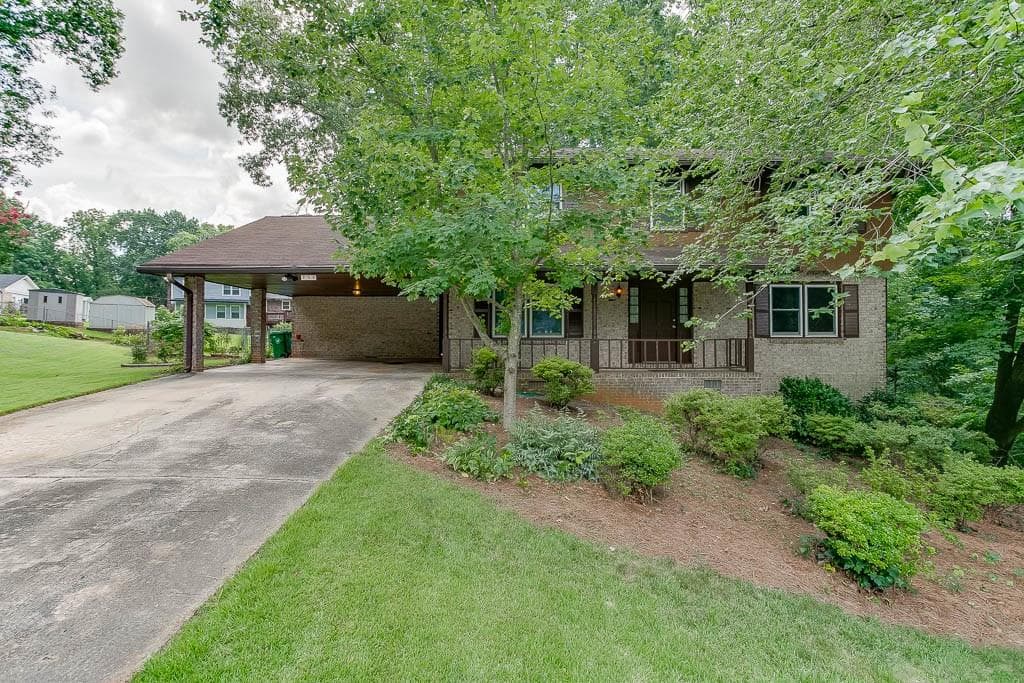 735 Indian Manor Court, Stone Mountain, GA 30083 — most recent listing photo