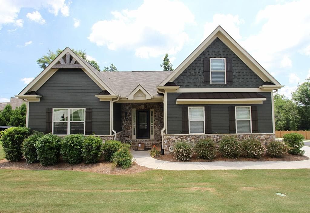 2204 Independence Lane, Buford, GA 30519 — most recent listing photo