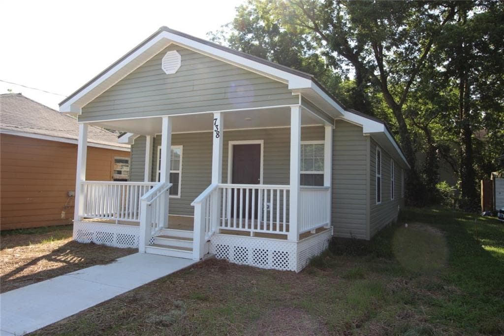 738 SUMMIT Street, Gainesville, GA 30501 — most recent listing photo