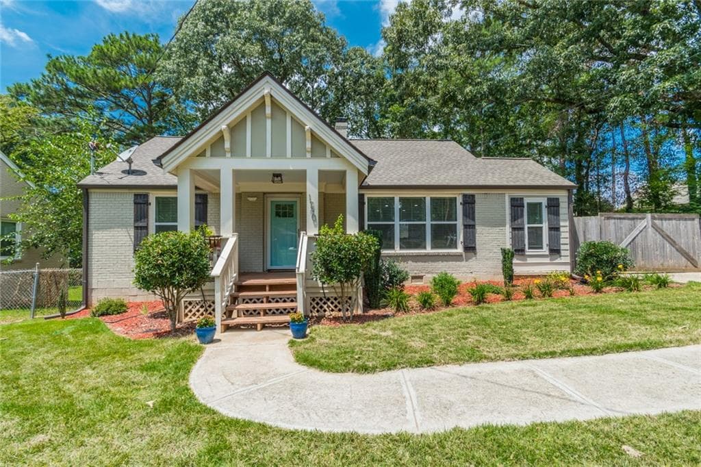 3 bedroom, 1,669 sq ft single family residence sold at 1760 Clifton Way, Atlanta, GA 30316