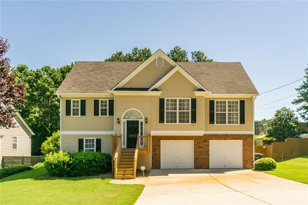 3 bedroom single family residence sold at 3025 NW Kennesaw Drive, Kennesaw, GA 30152