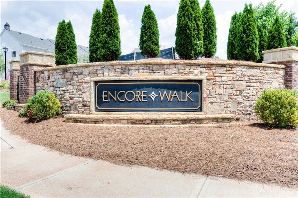 3 bedroom, 2,107 sq ft townhouse sold at 1926 Forte Lane, Alpharetta, GA 30009