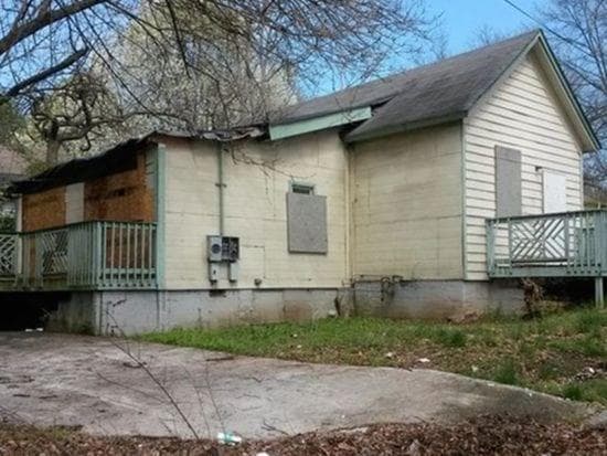 3 bedroom, 832 sq ft single family residence sold at 369 Delevan Street, Atlanta, GA 30310