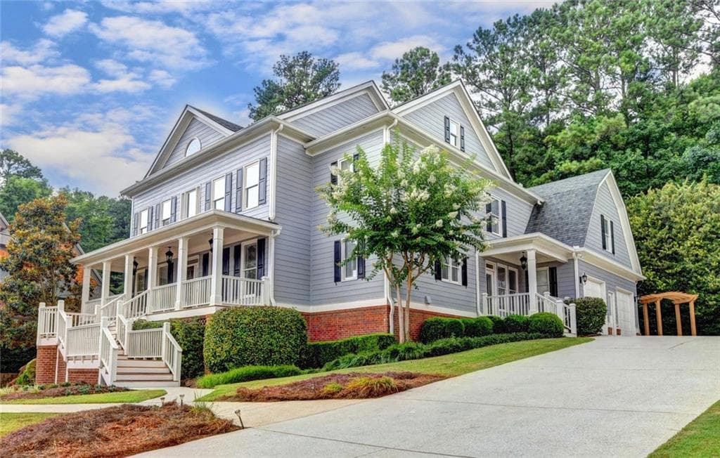 5 bedroom, 4,499 sq ft single family residence sold at 3282 Heathchase Lane, Suwanee, GA 30024