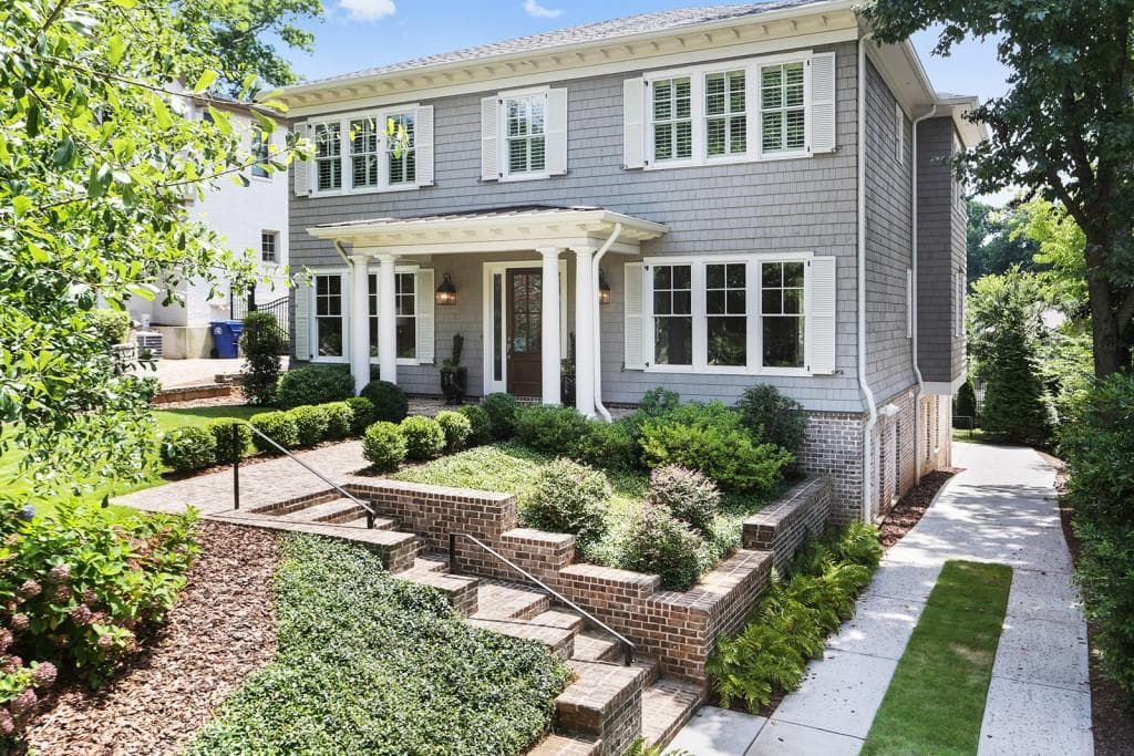 7 bedroom, 6,720 sq ft single family residence sold at 1368 Northview Avenue, Atlanta, GA 30306