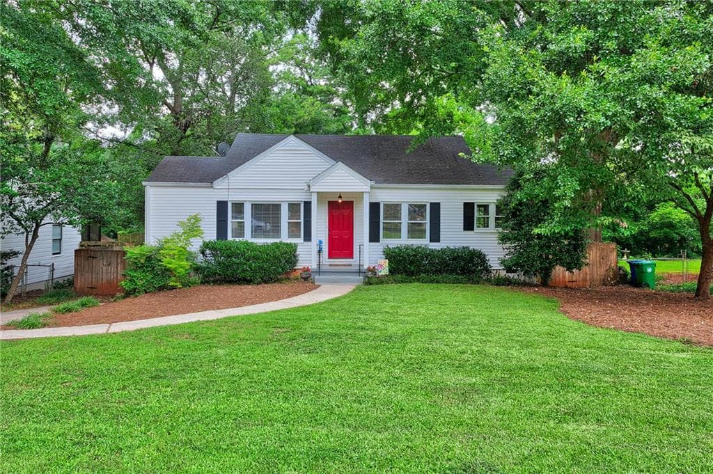 2 bedroom, 1,149 sq ft single family residence sold at 1057 Forrest Boulevard, Decatur, GA 30030