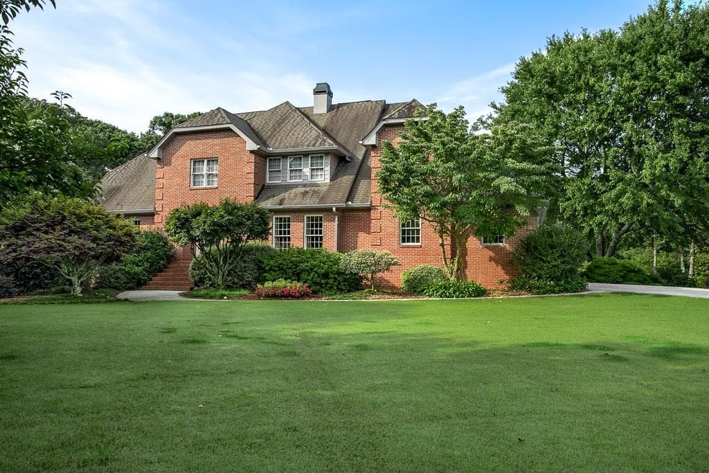 5 bedroom, 5,448 sq ft single family residence sold at 3202 Cloudland Court, Buford, GA 30519 — photo 1 of 1