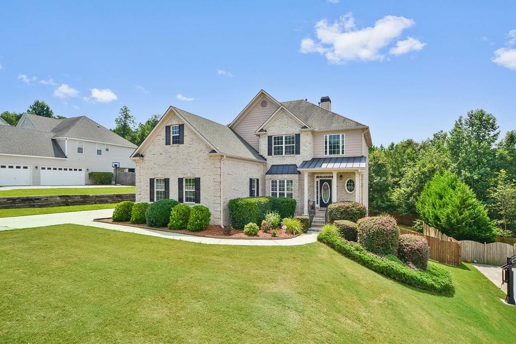 7 bedroom, 4,697 sq ft single family residence sold at 1220 Lilac Arbor Road, Dacula, GA 30019
