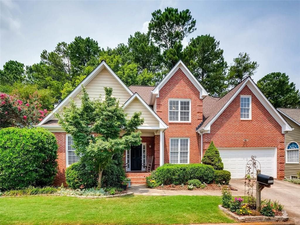 3 bedroom, 2,009 sq ft single family residence sold at 3015 Arbor Chase, Decatur, GA 30033