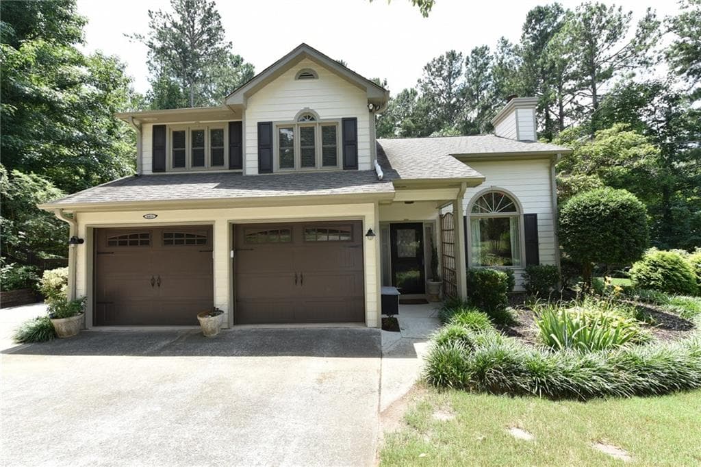 6025 Carriage Drive, Cumming, GA 30028 — most recent listing photo