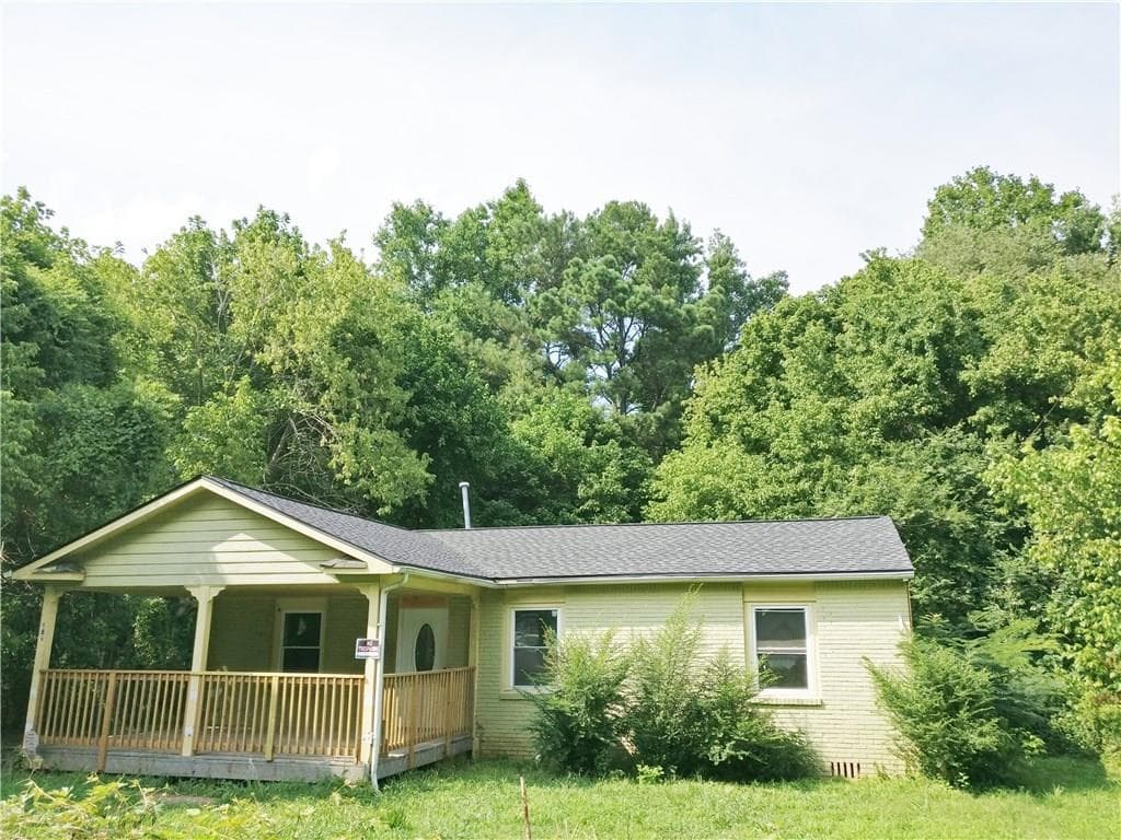 986 SE Natham Drive, Atlanta, GA 30315 — most recent listing photo