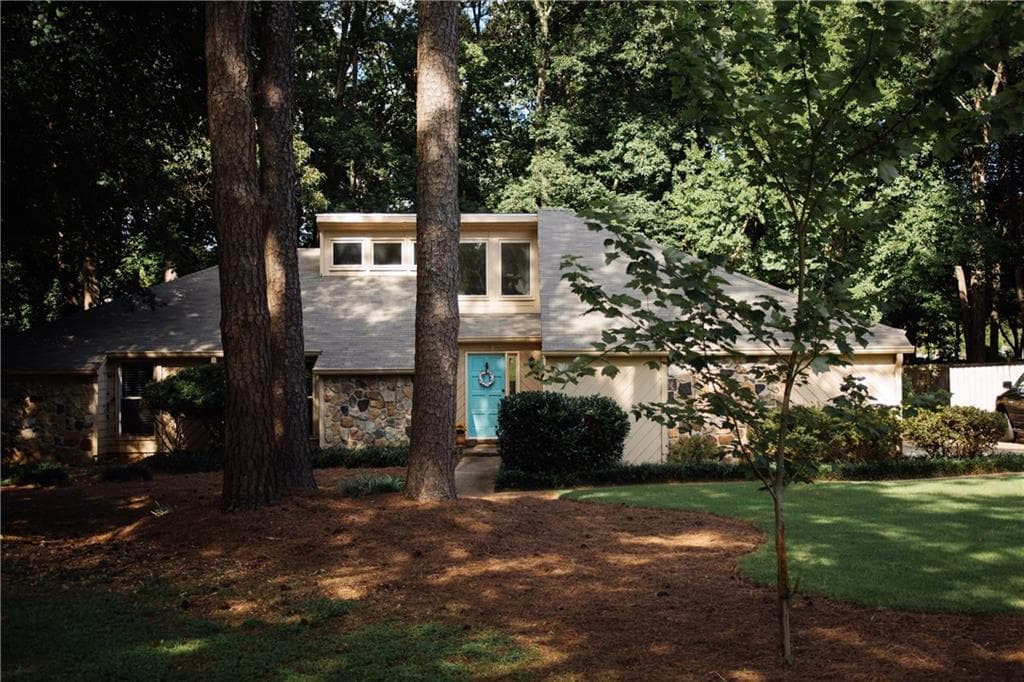 2750 Shadow Pine Drive, Roswell, GA 30076 — most recent listing photo