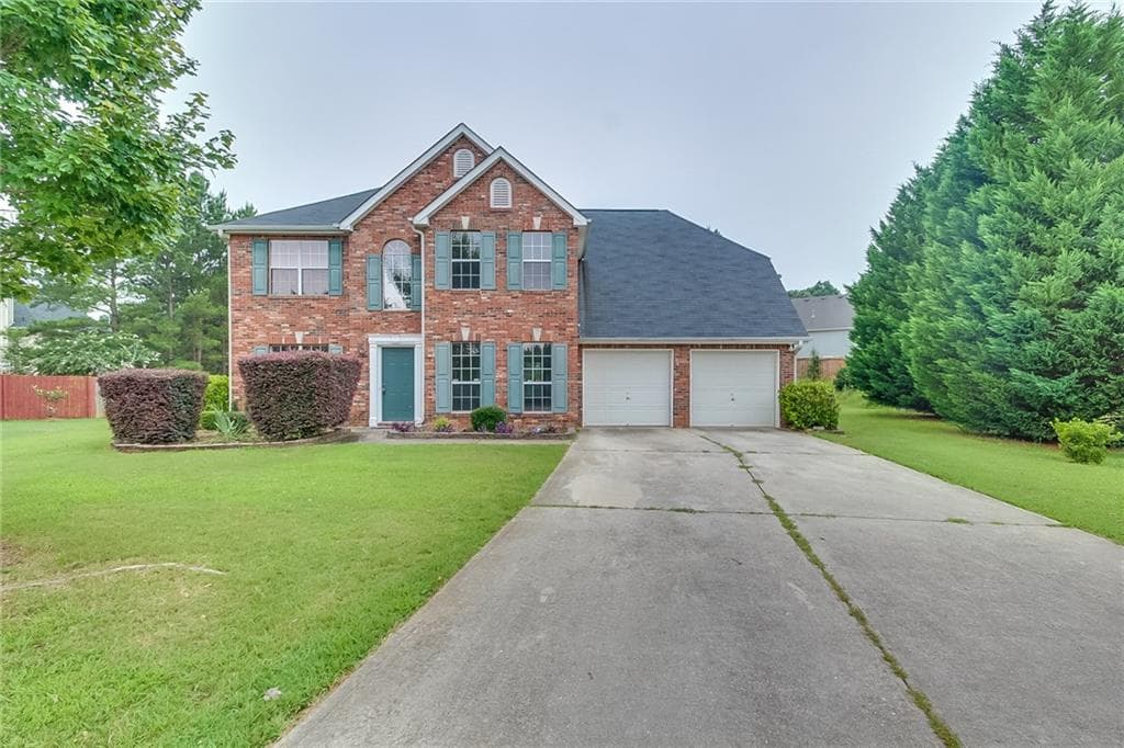 4 bedroom, 2,250 sq ft single family residence sold at 1305 Odessa Court, Mcdonough, GA 30253